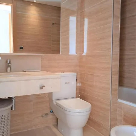 Apartment Bay View Luxury Apartment, Amazing Sea View & Pool *