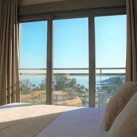 Bay View Luxury Apartment, Amazing Sea View & Pool Benalmadena