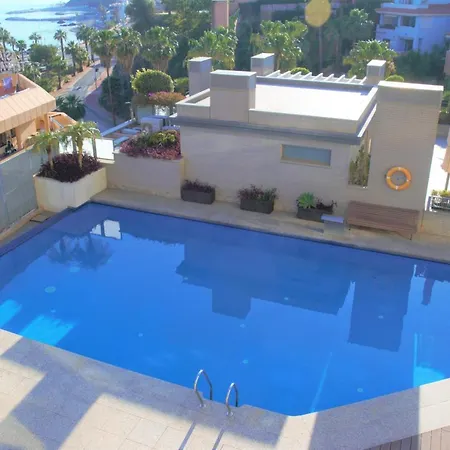 Bay View Luxury Apartment, Amazing Sea View & Pool Benalmadena